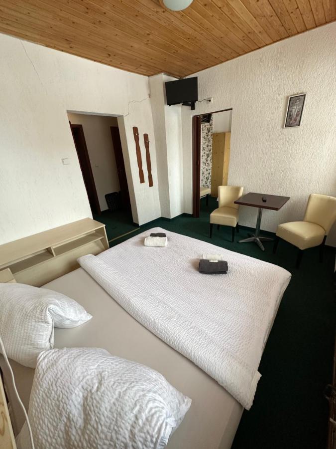 Penzion Erika Bozi Dar Bagian luar foto
